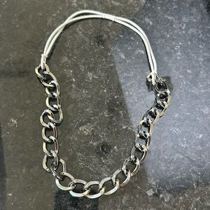 Chain headband